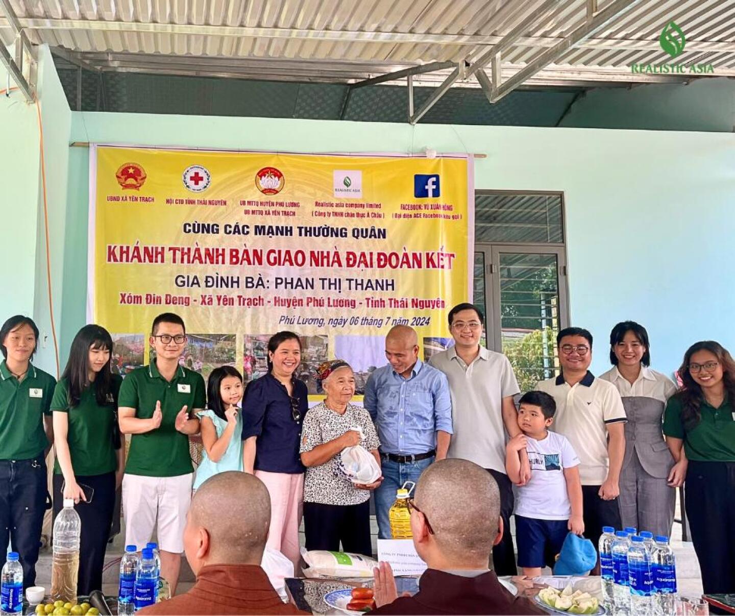 Eine hellere Zukunft aufbauen: Realistic Asiens Wohltätigkeitsprojekt in Thai Nguyen