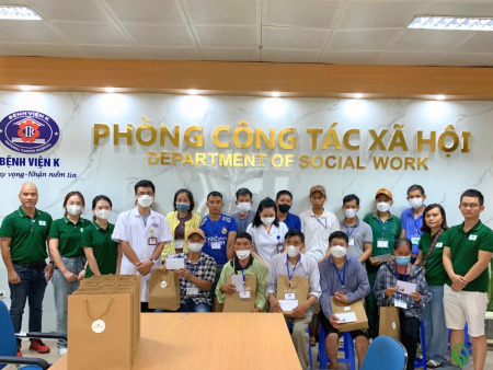 Realistic Asia bringt Wärme zu den Patienten im K Krankenhaus.