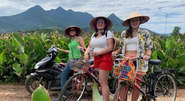 Tag 2: HANOI – BA-VI-ÖKOTOUR – MAI CHAU – EINTAUCHEN IN DIE VIETNAMESISCHE LANDSCHAFT (F/M)